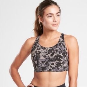 ATHLETA Women's Advance Sport High Impact
Sports Bra Camo size